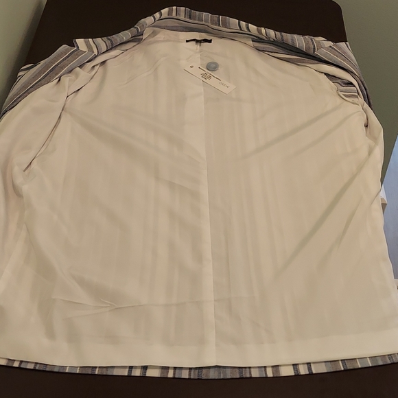 Spring/Summer Blazer - Picture 3 of 8